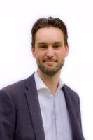 Morris de Jong poseert